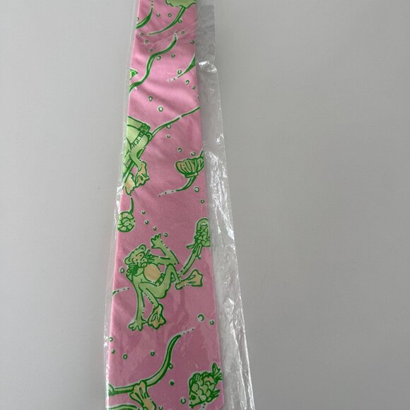 VTG: NWT Lilly Pulitzer Tie-Pristine in Original Packaging
